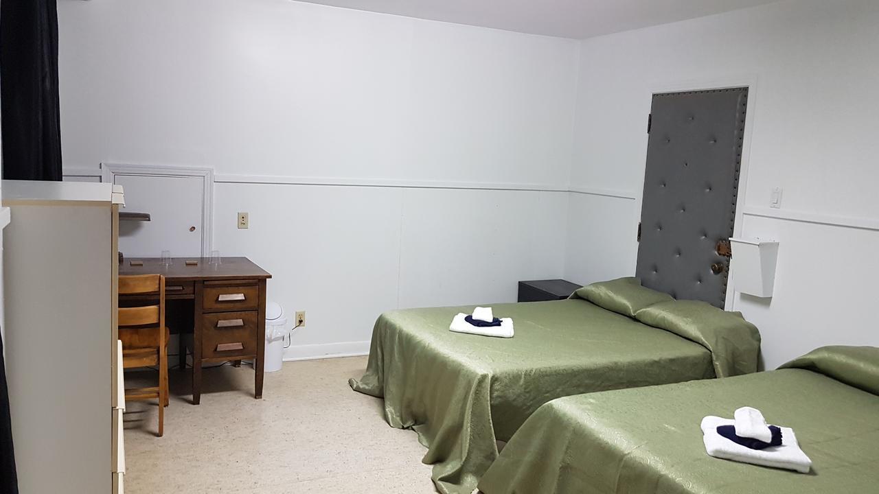 Domaine St-Viateur Hostel Amos Εξωτερικό φωτογραφία