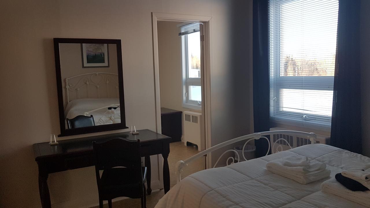 Domaine St-Viateur Hostel Amos Εξωτερικό φωτογραφία