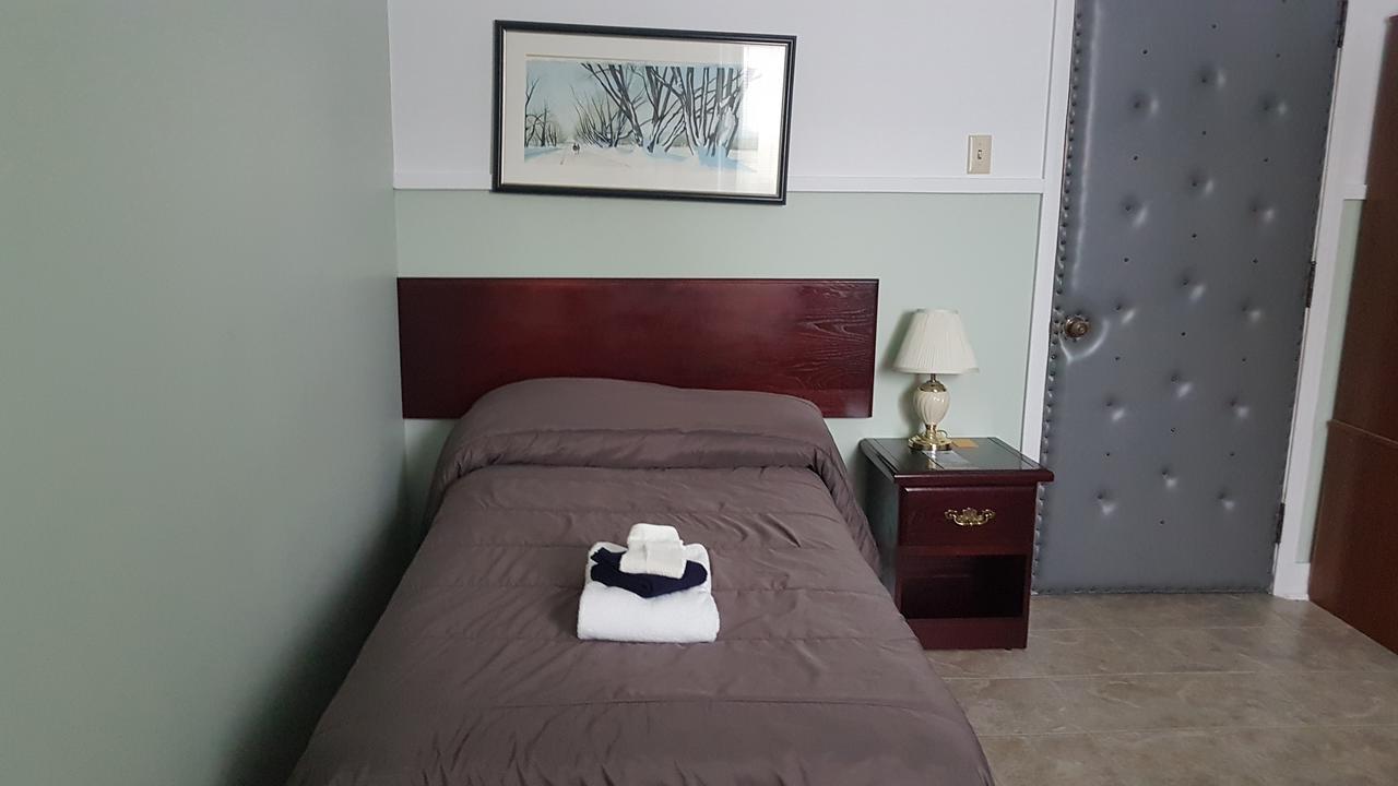 Domaine St-Viateur Hostel Amos Εξωτερικό φωτογραφία